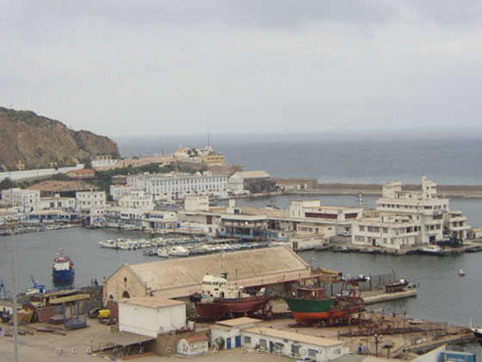 1006 LE  DOCK  5.JPG